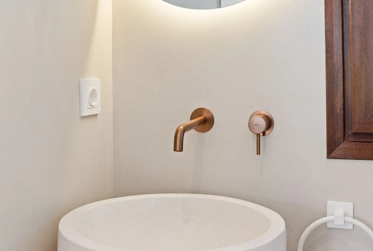 41d89a0b-4092-45e6-886d-837996d46e94