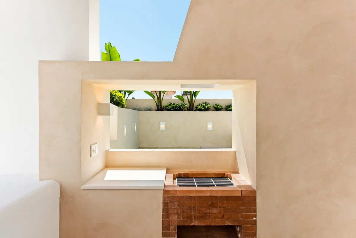 6247577b-1893-485b-98c7-bd3099d0b51c