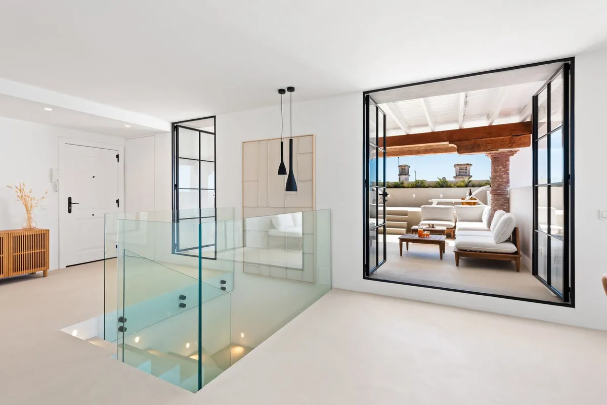 8713d612-c8b4-4fb2-9370-554b339978c2