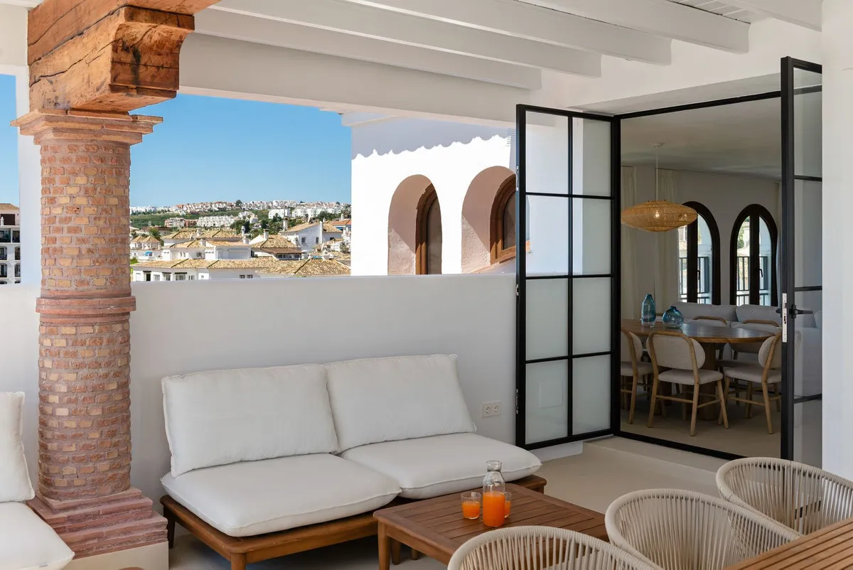 bb1ceb6e-1bf1-415c-bbed-01fe4870bdec