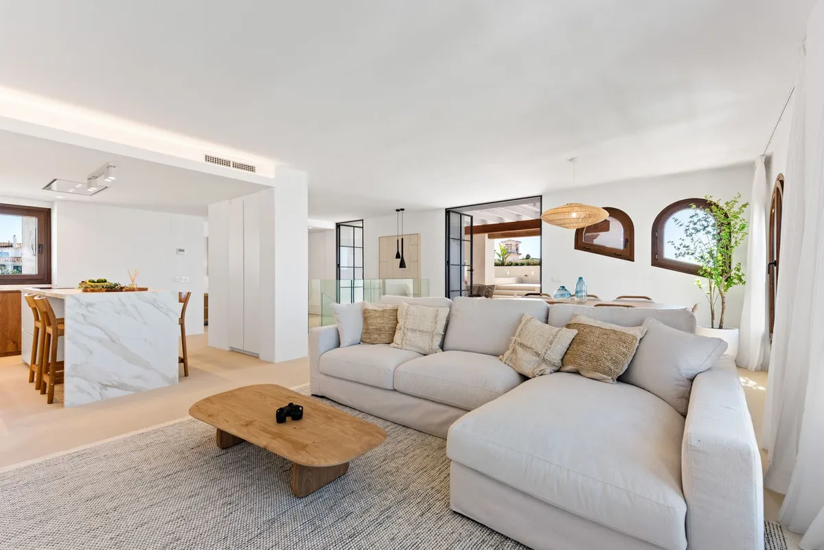 be82409b-111d-474b-a801-8a05cd0fdc58