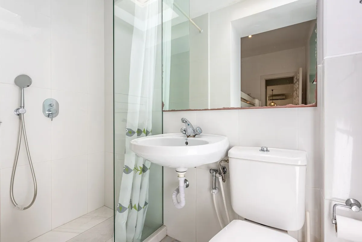 64b5be17-493d-474b-aa97-d51d1d8f4b6d