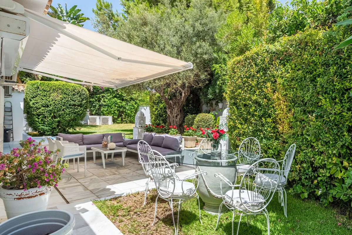 6ab7b758-aadf-478e-b49a-2655c72971a0