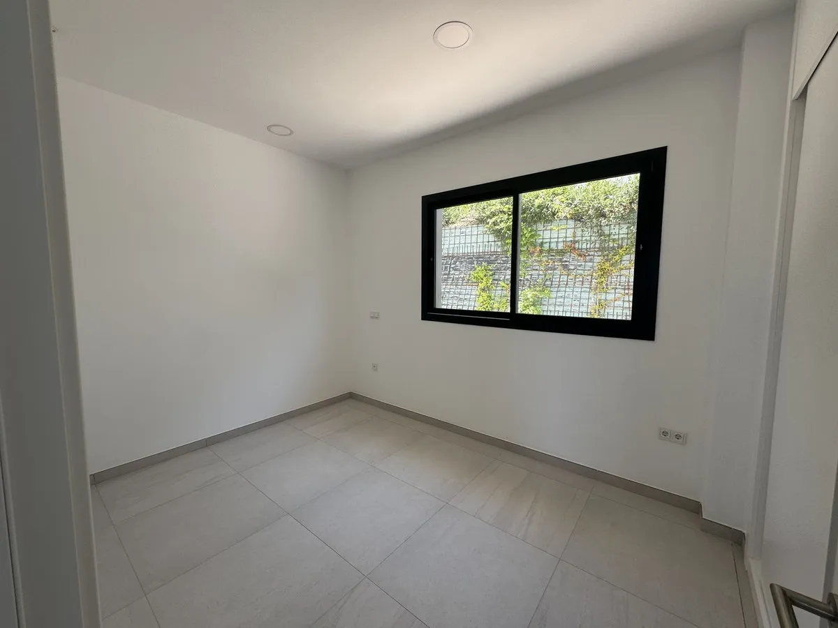 7d96ad10-9ee9-4f60-a039-e0d6f8d24202