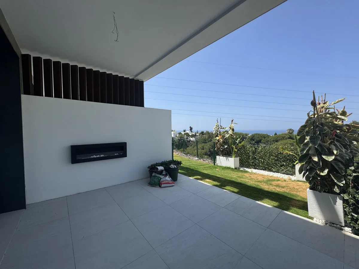 b319360a-1b67-44e5-a4f7-0976c2436b1b