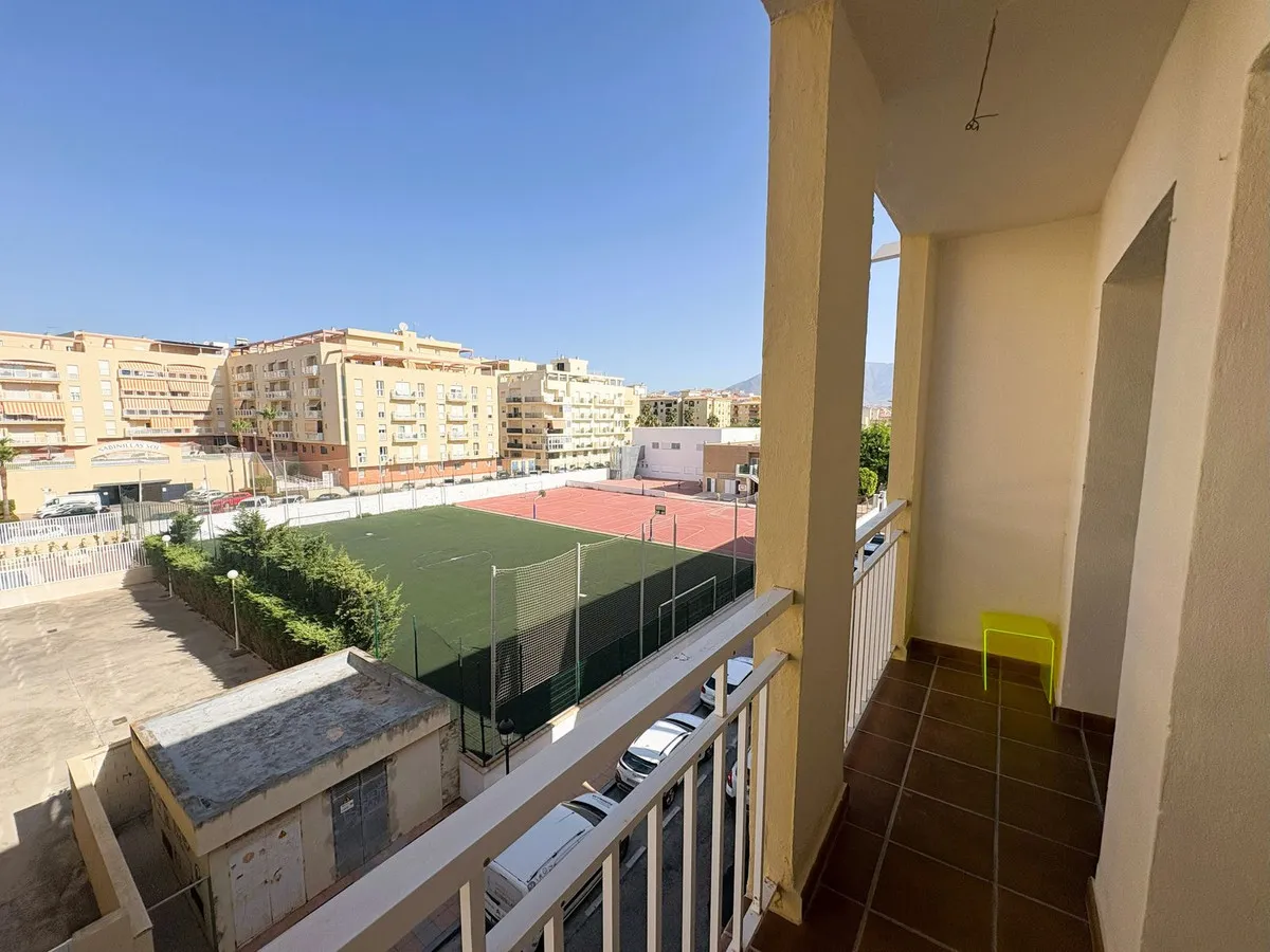 dddcb3b1-f3cb-4b83-83a9-8d9b2a5a35d2