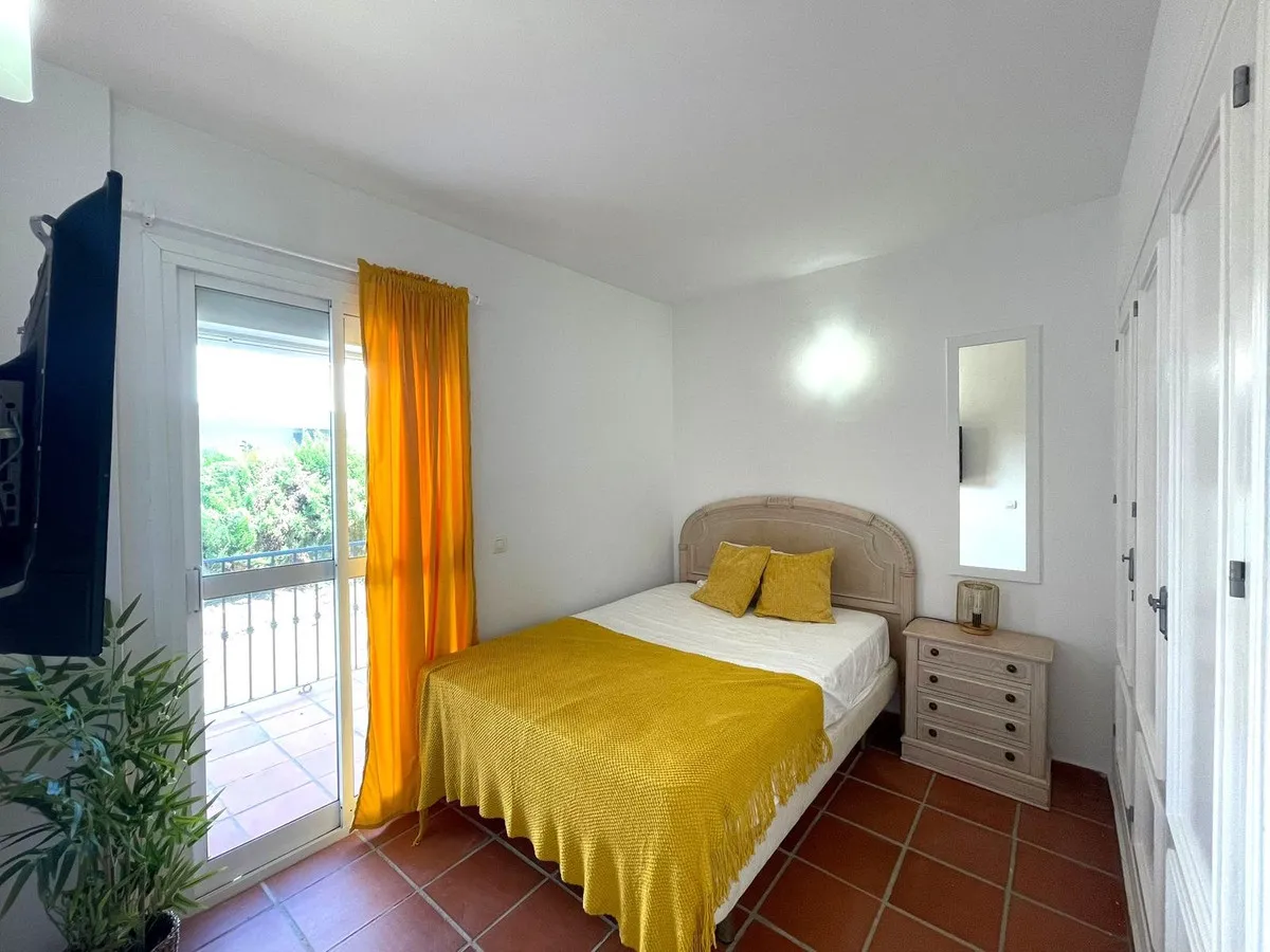 3858bb87-caf6-4461-9bf7-f3e1de87880c