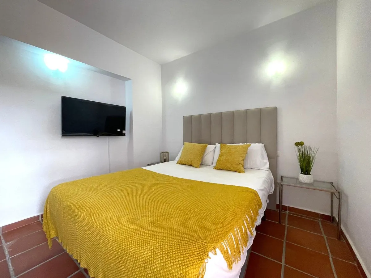 d582c1ed-f9c4-4471-a202-a6ca65ad6c8e