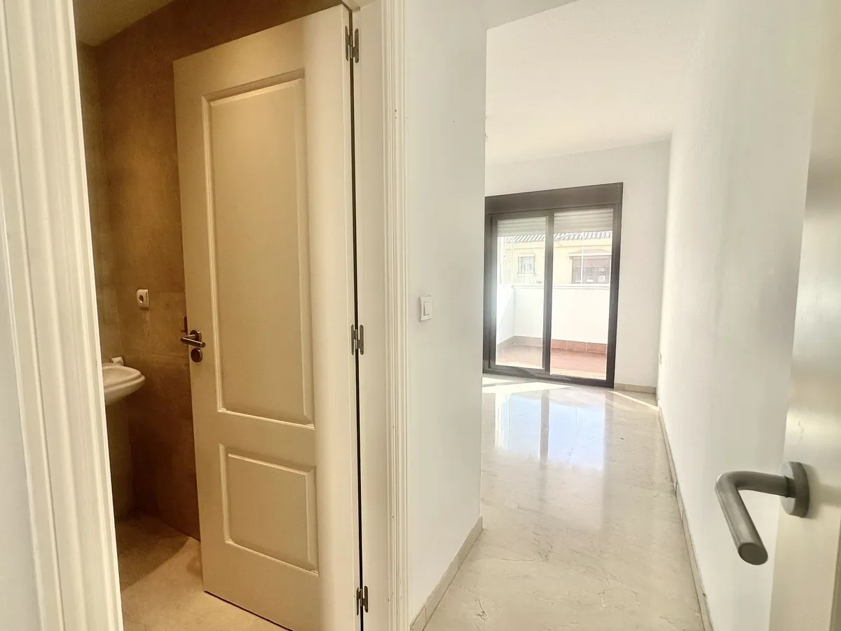 9e0d4d1e-407e-4011-94be-e2cac066d766