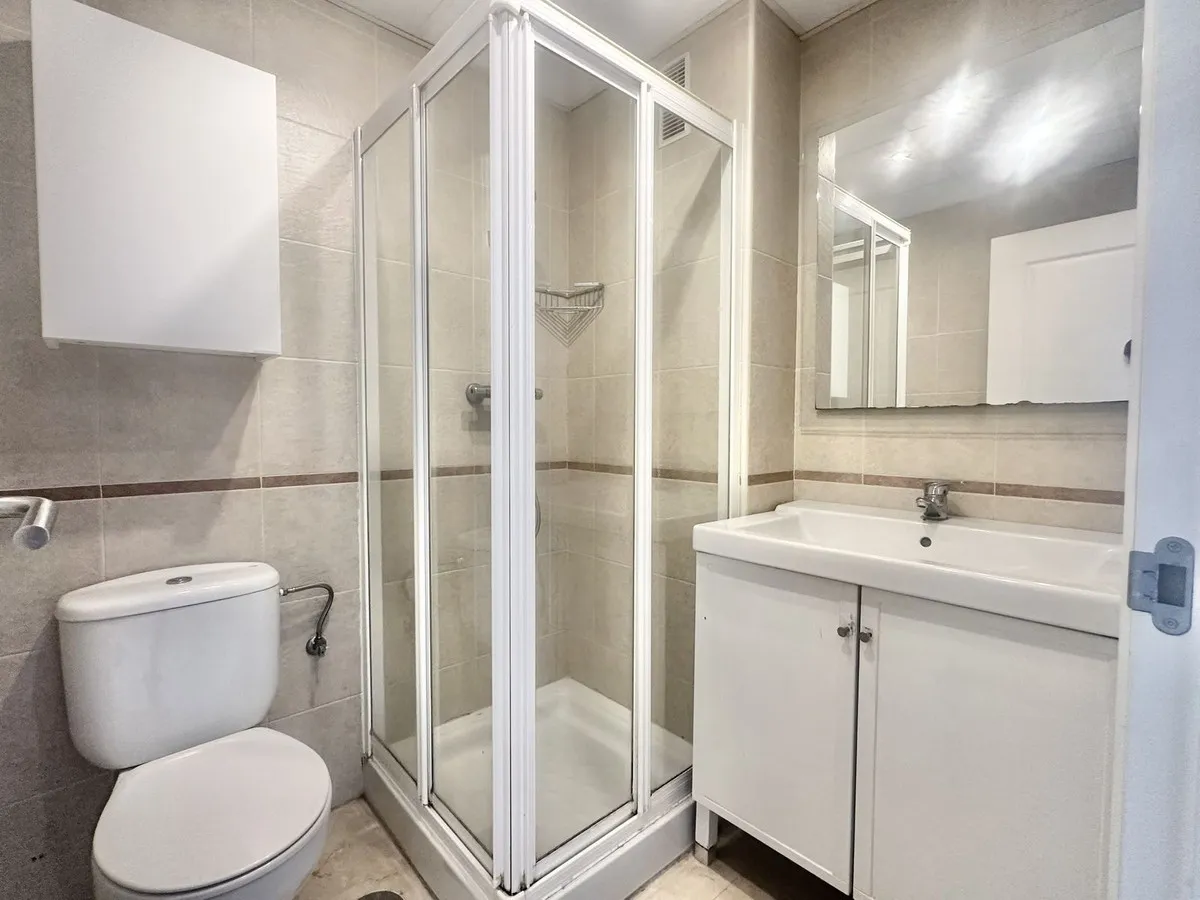 dc3fbfa0-3550-477f-8971-a0add82f3489