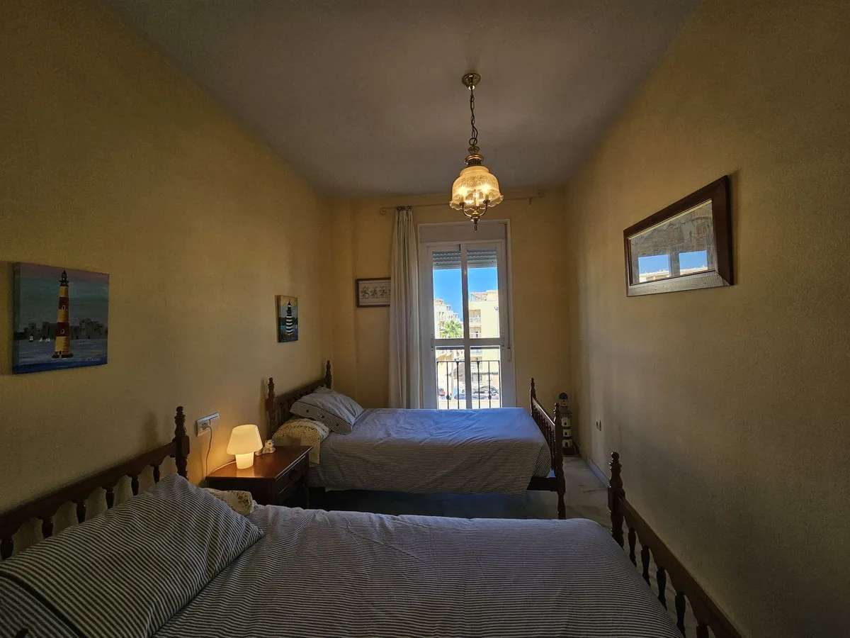 c5f85b64-b66b-43ab-86ec-9a8f1a9f0375