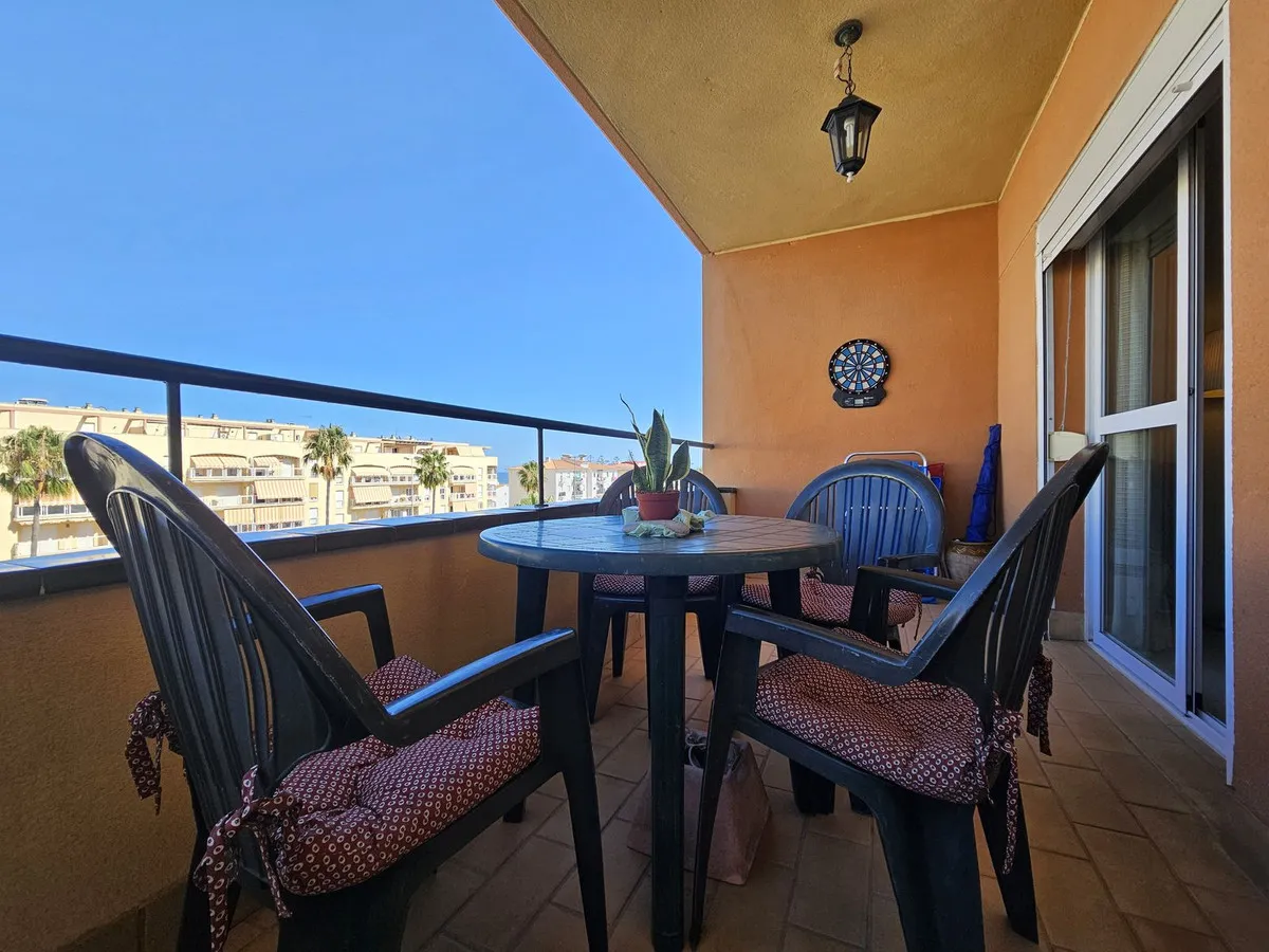 Coastal Family Haven: 2BR Apartment with Terraces