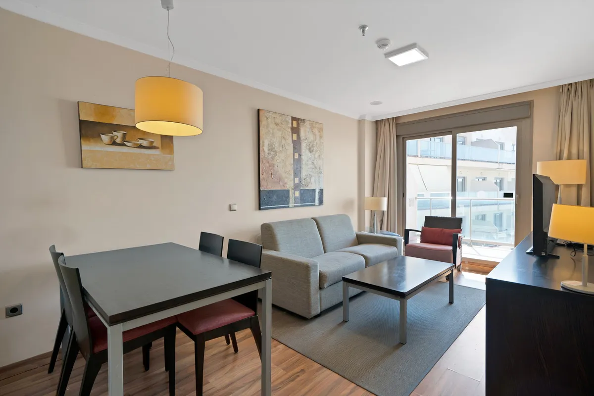 87dd5dde-3801-4ab1-9a41-f5f23edef3c4