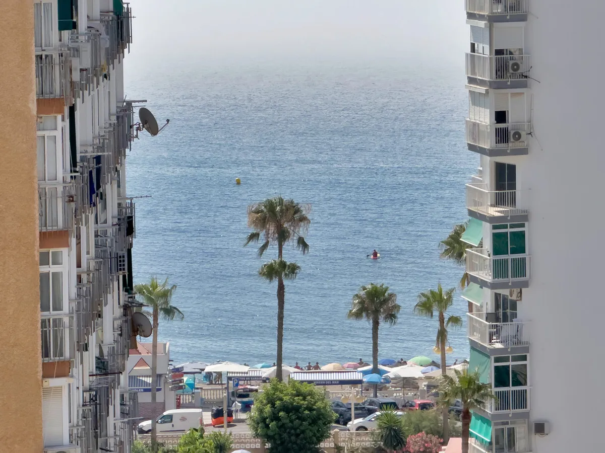 904f48c7-e246-4db9-95de-6cf4e3d8c3b4