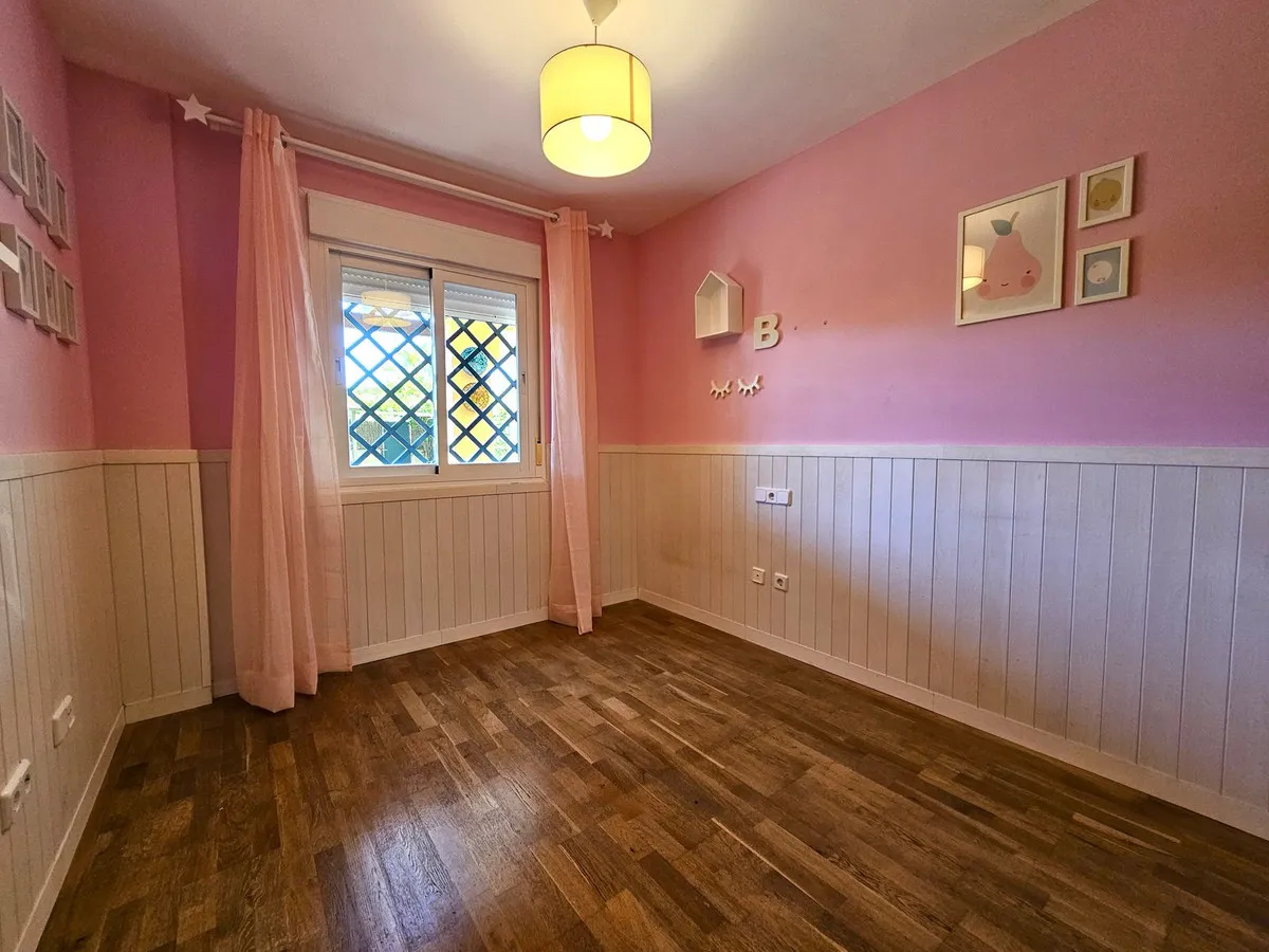 d6bbcb15-c6f6-4e4b-916d-a720d44b5d41