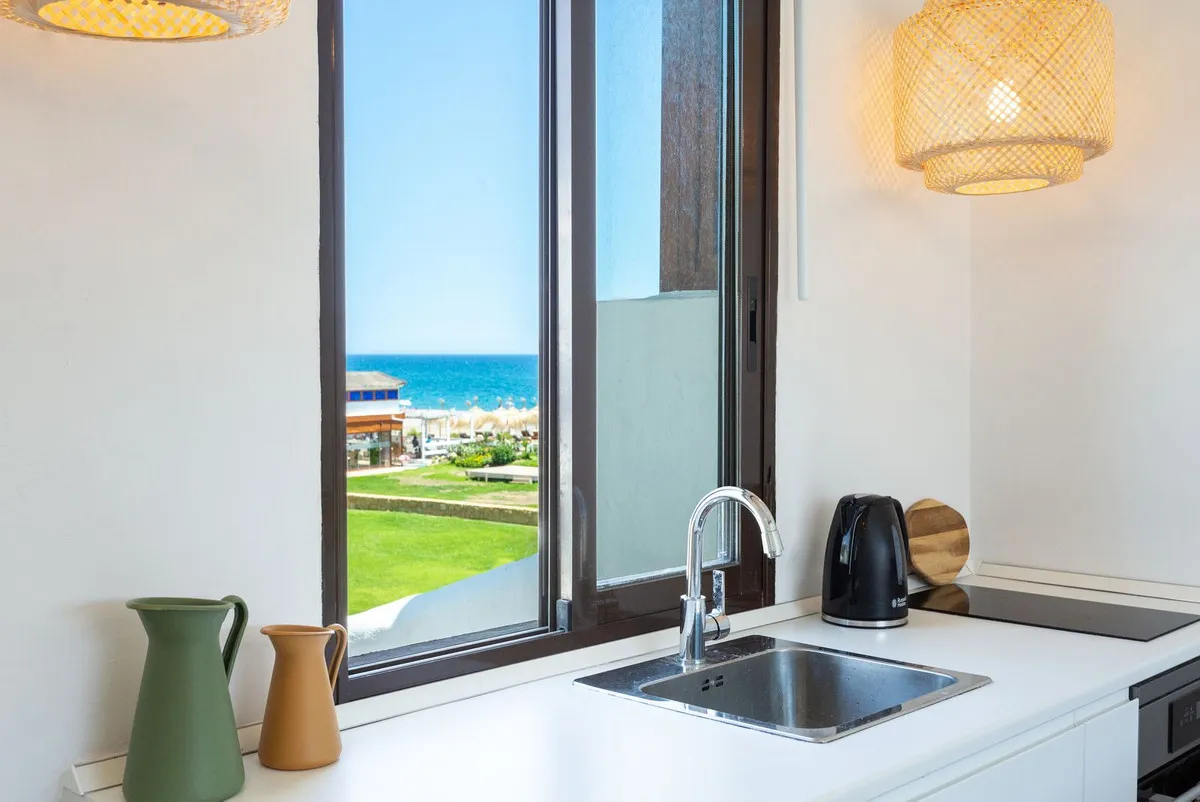 2fc56ee0-9d50-4e32-9076-e2f0c2e322c6