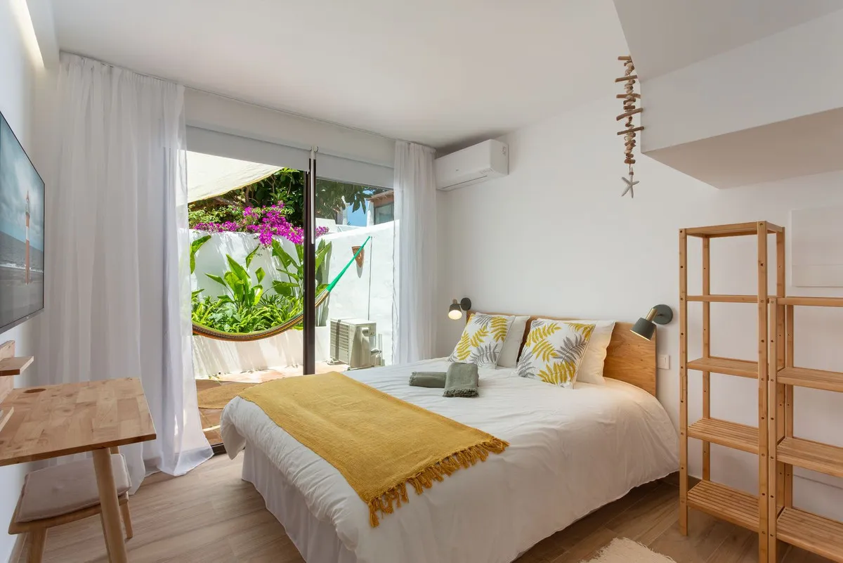 89de6852-79b4-4114-b20a-b93dfc6757c2