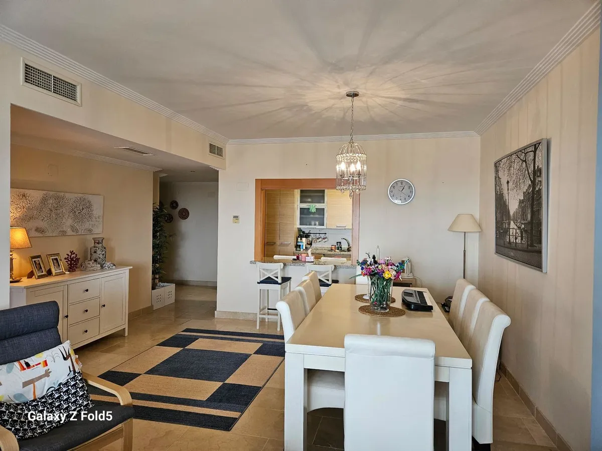 318b51dc-79e1-43f1-a8cb-a5469ff01f47