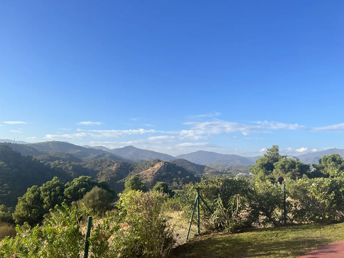 3e505b14-4f4a-43f4-a988-7ce35d4d17fe