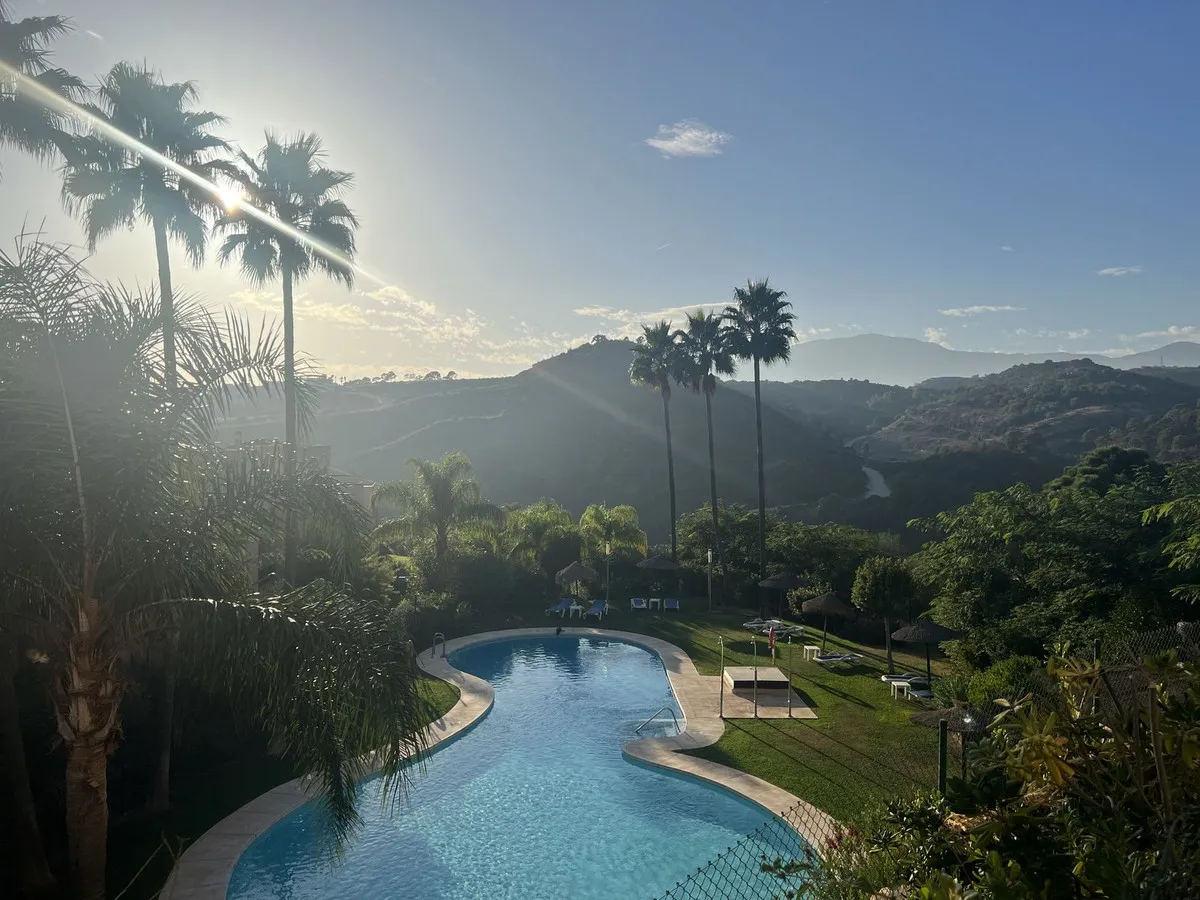 8c1d5d3e-6716-4f56-9604-b86cb1cd34c4