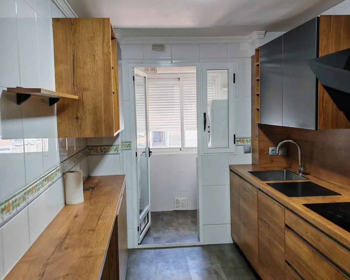 871e8ada-3278-4884-9353-6d274dca9296