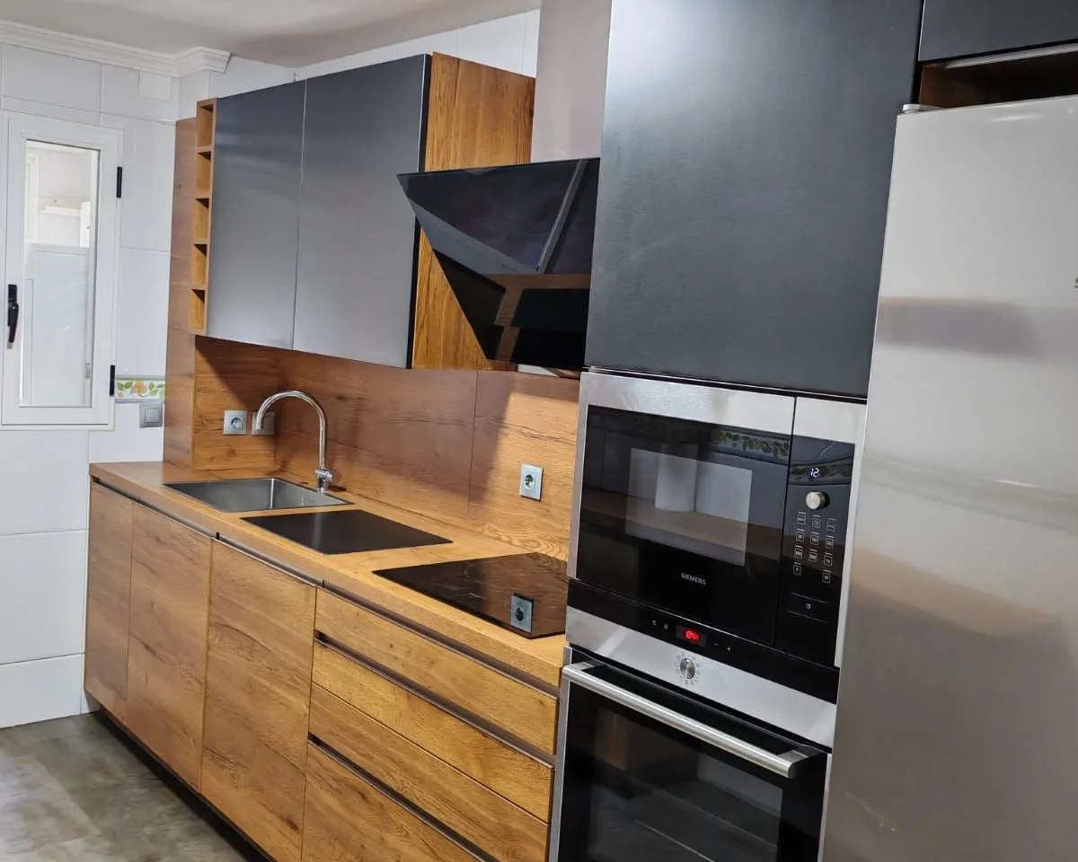 9c5ae74b-6276-43f5-b5da-f1f7ebaeec65