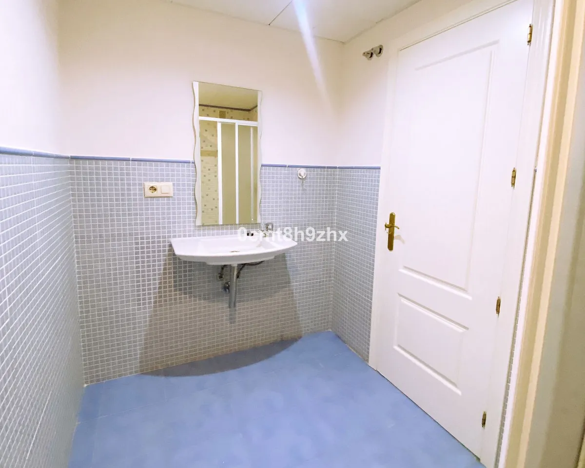 68caddfb-a2bc-436c-aafe-097c6a5f26e7