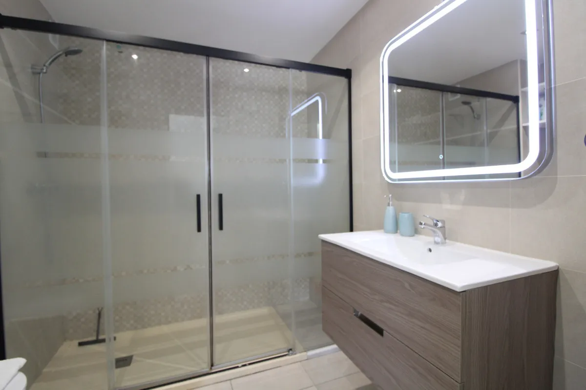 1733aba2-57b1-4298-aa34-9816b5f0a0bb