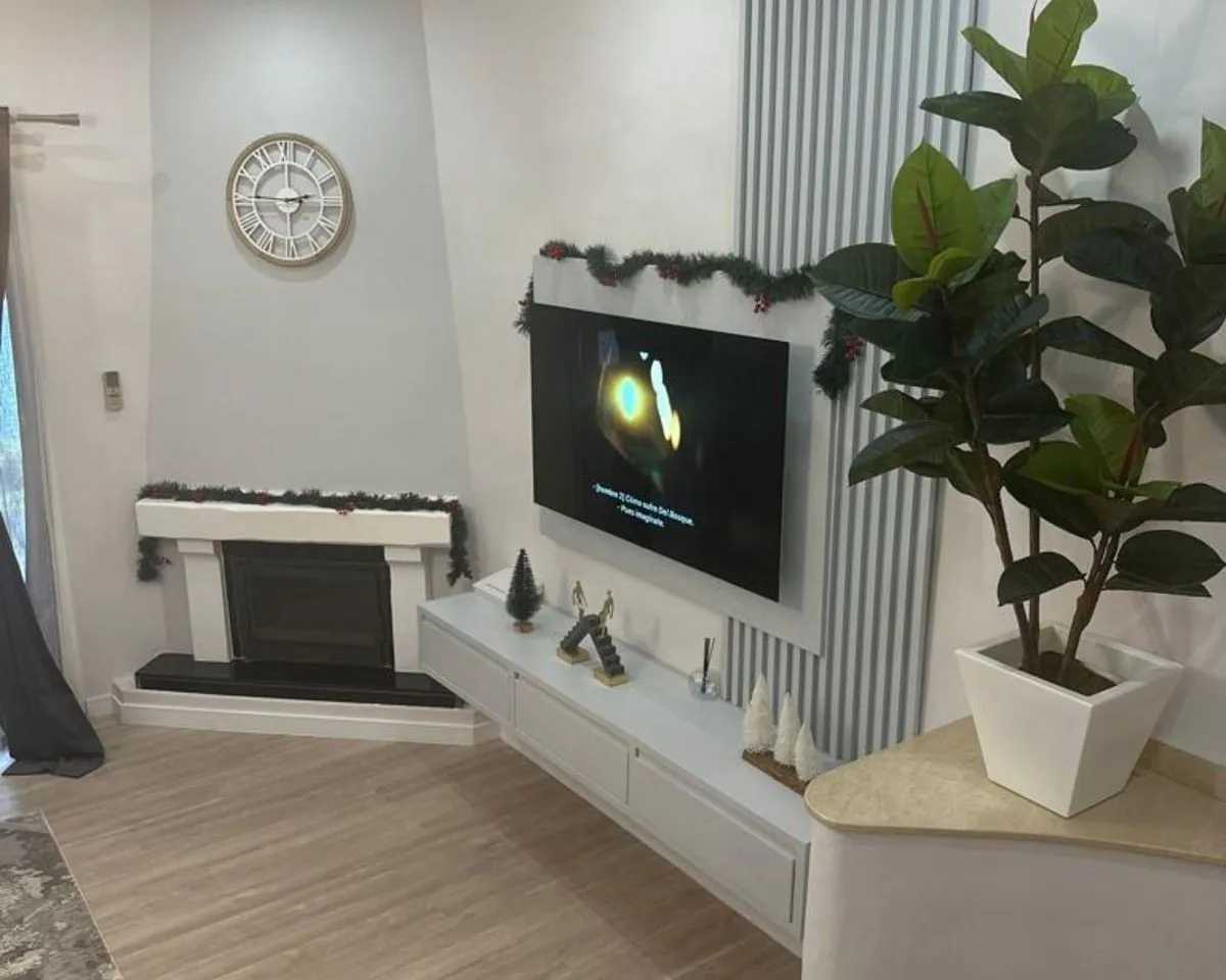 64803657-7086-4c34-9faa-8b1936721041