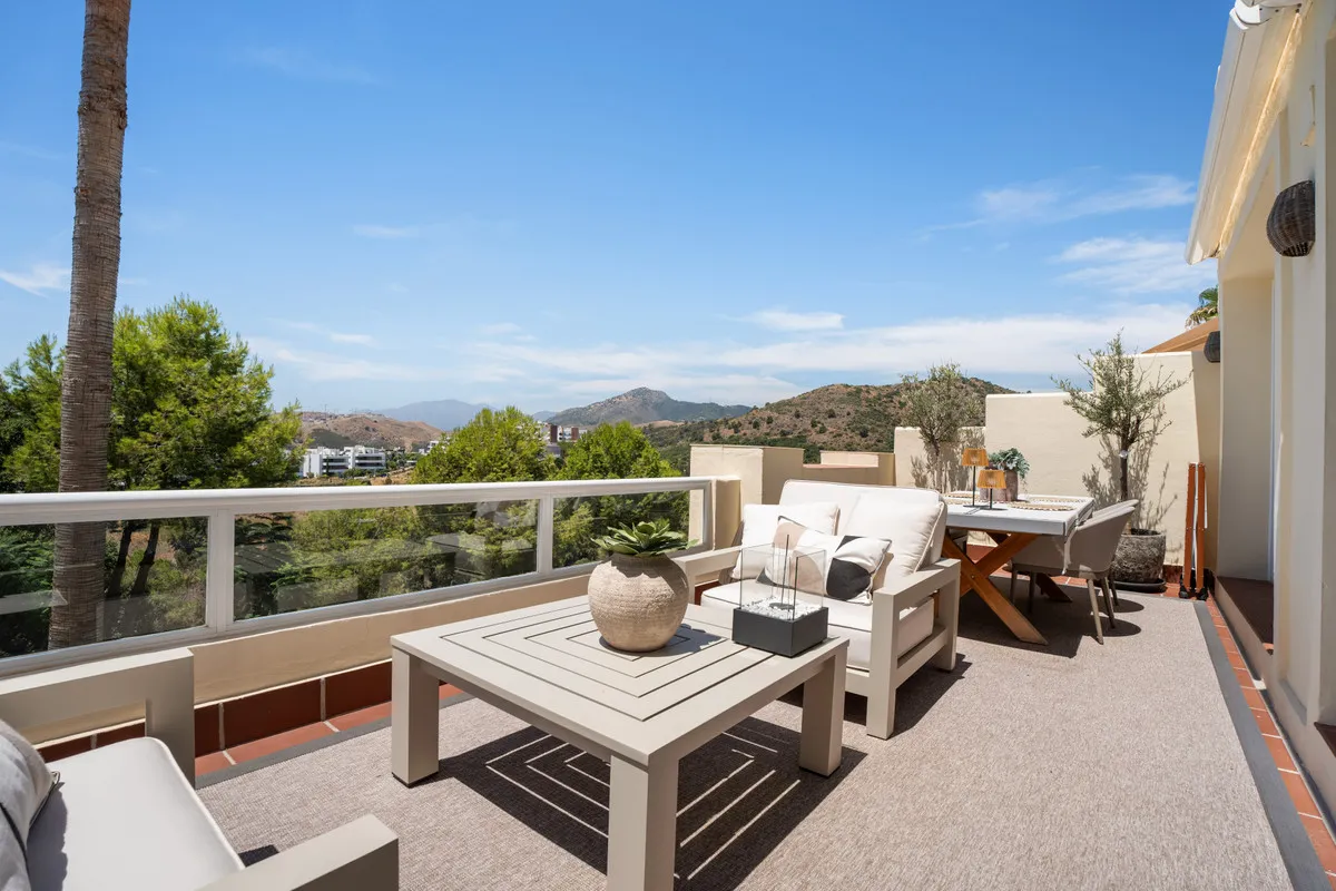 43c81dea-2401-432f-b0f6-6d17918a5552