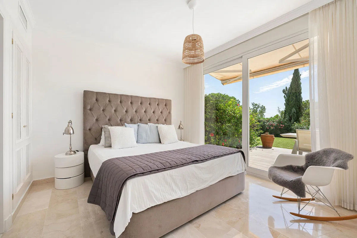 d7124965-5ae2-4e56-8216-c4133702bfca