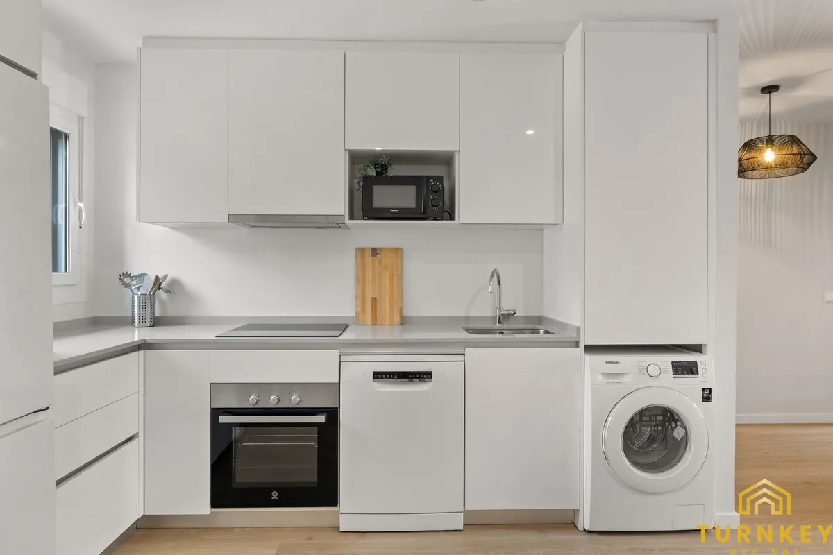 218b2700-faf0-4266-9f4b-c13c93e6ace8