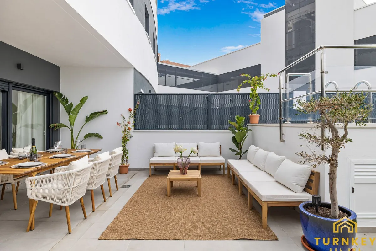 ae66c776-dd6e-4975-8567-e0908a3f025a