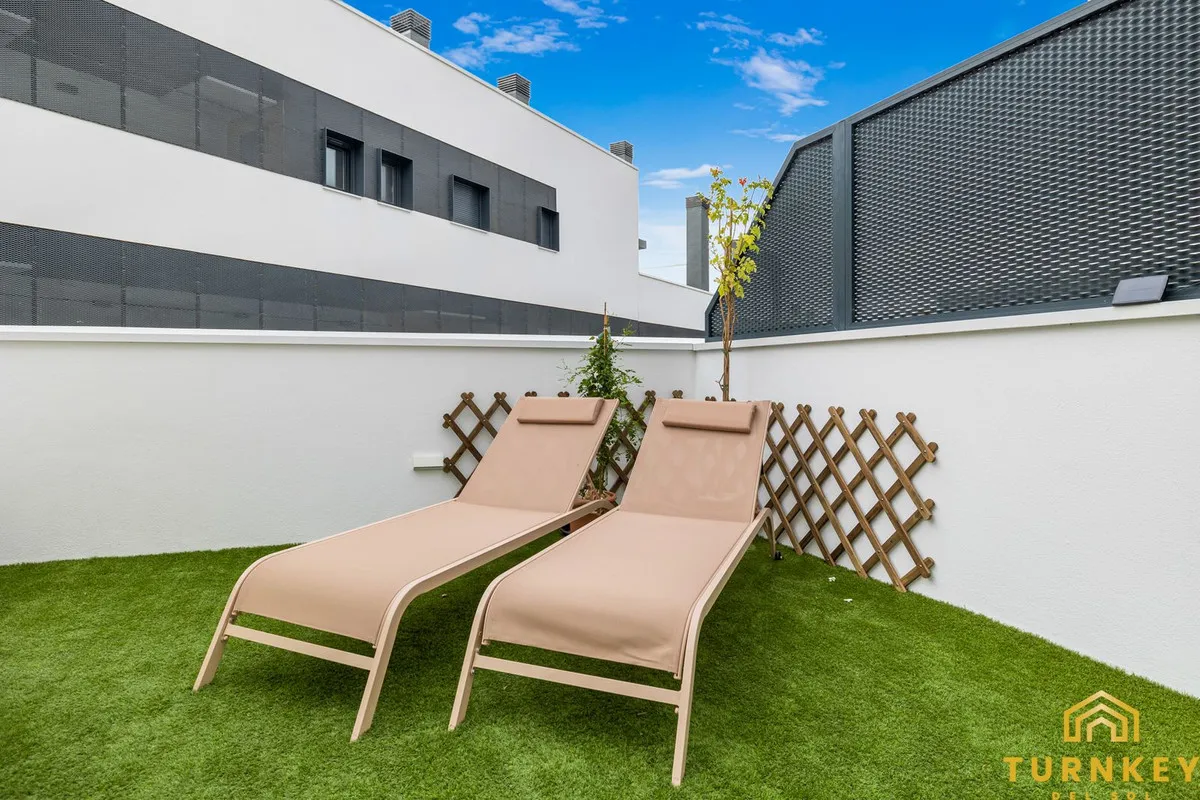 d2b9f728-d63d-4615-9ac1-4b07d8d5d871