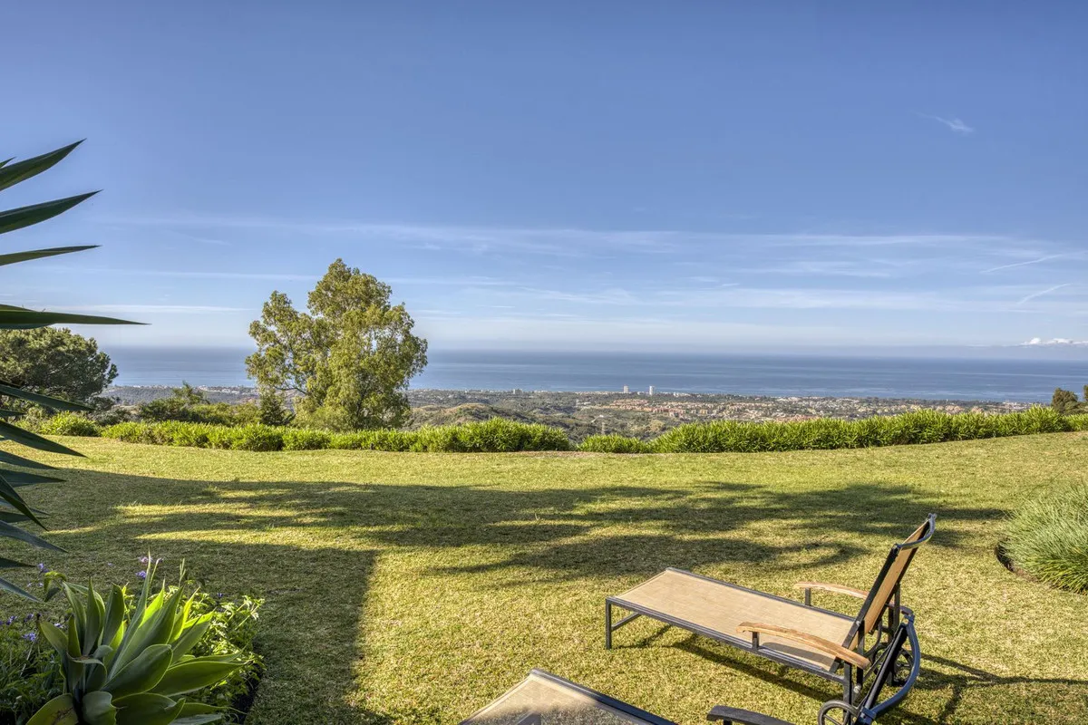 17101025-4a97-44c9-a2b3-62eccc2a73c0