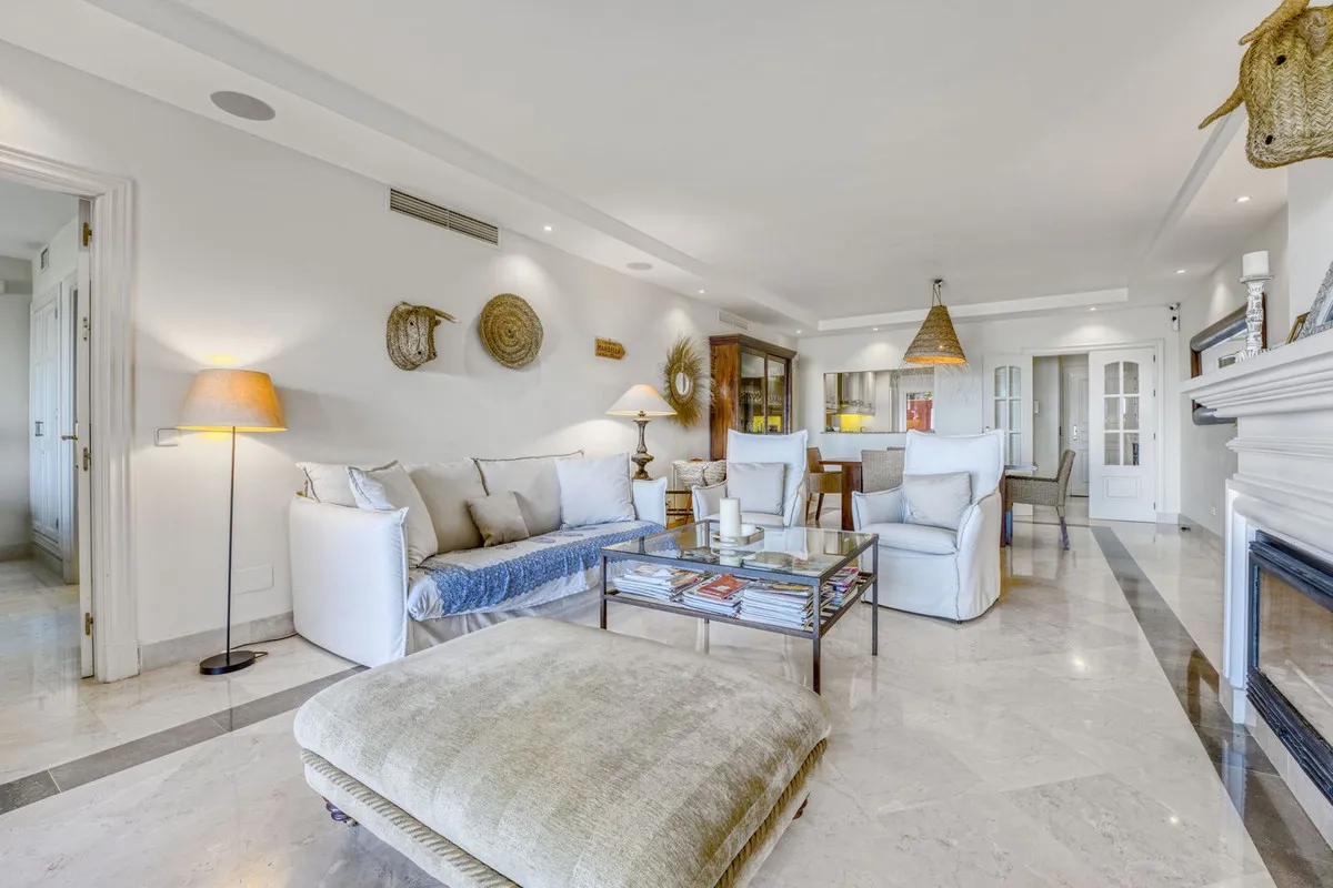 2db23f6a-a298-4b6d-b880-5a6b71b933bf