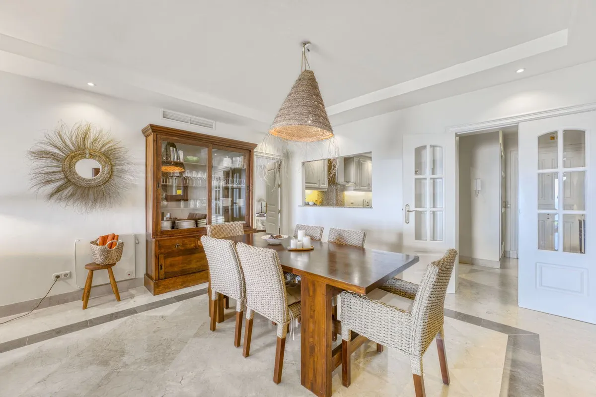 775dbf74-01f0-41b8-ba32-1226060cd2df