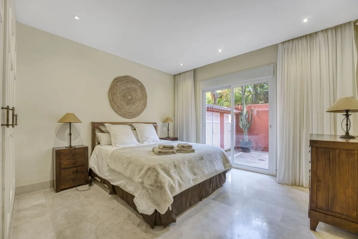 7e099768-2360-443c-ba35-3c0bbed1708a