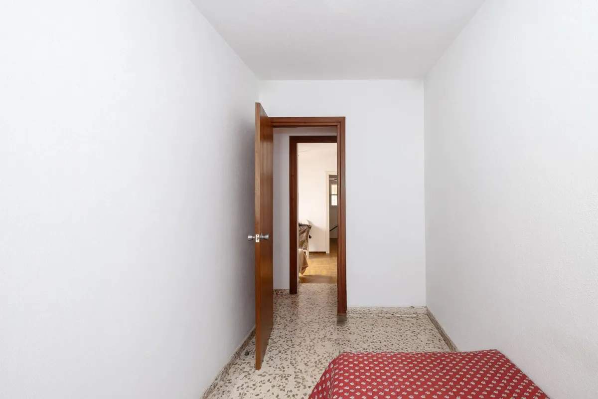 7a86660f-f19f-4b44-a6e6-6b7663d50451