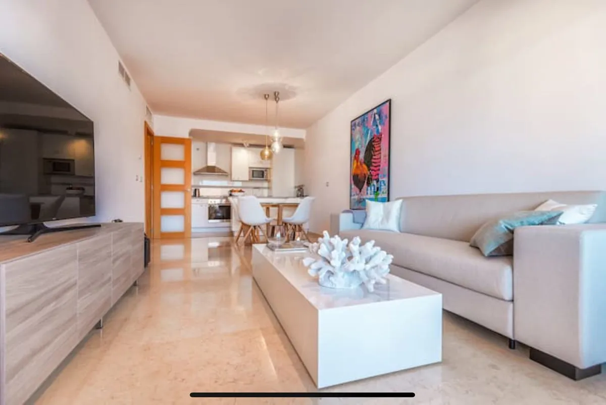 d53c5a5d-fe54-4e78-b83e-0c4f9f190c8d