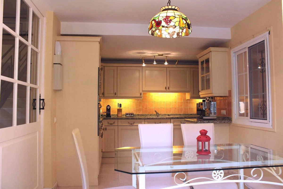 3c5d81f6-82be-4011-8a5c-8351ae758352