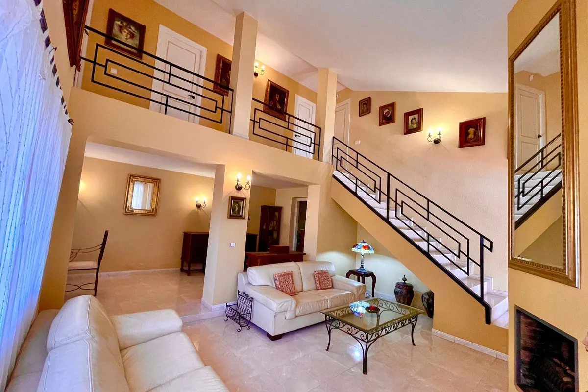 dacec66c-82bb-49a3-be8e-ebda61e13033