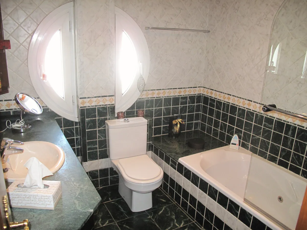 2bcbd3ca-008b-4637-9cbd-9559a72b246e