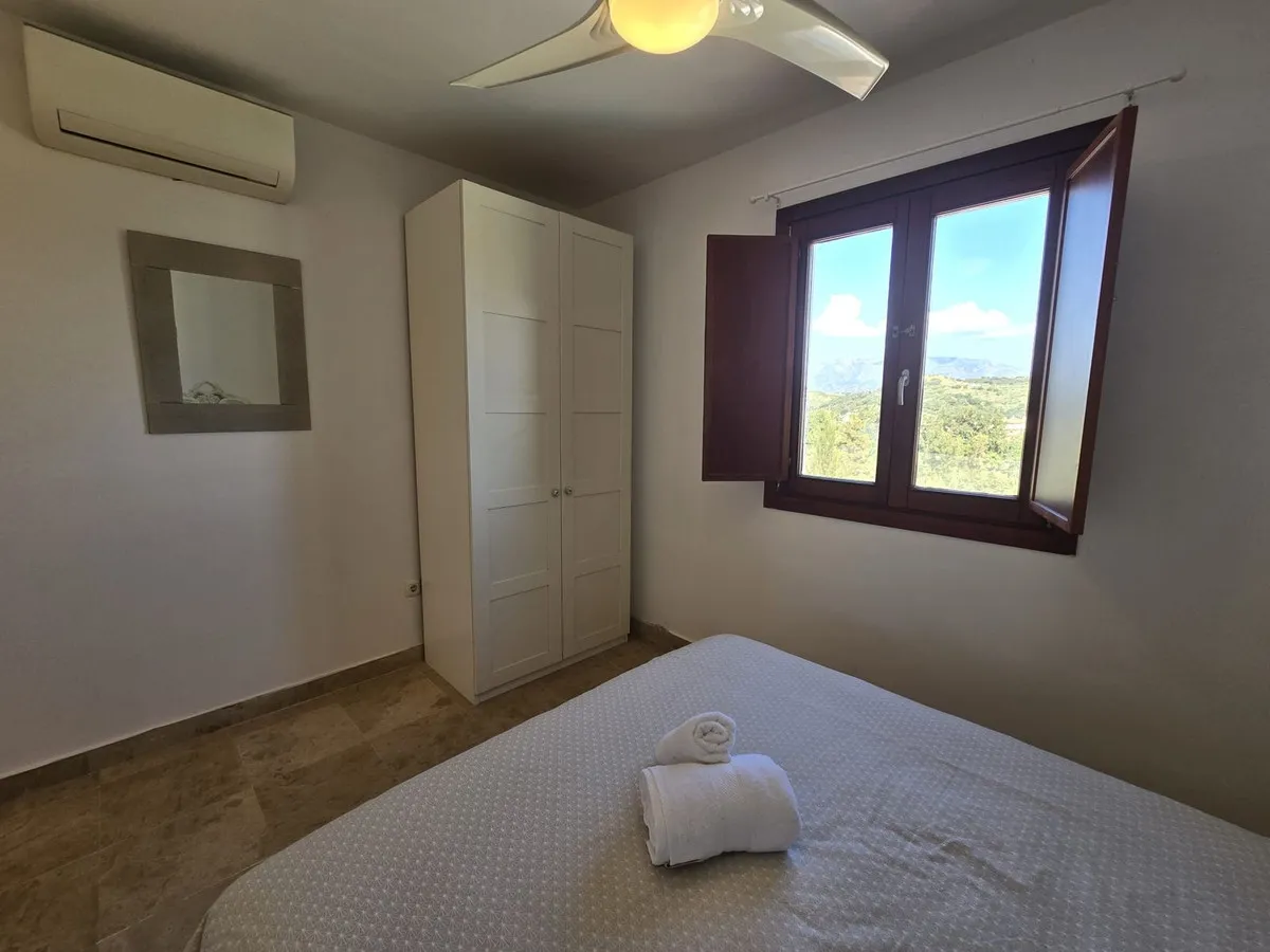 94a7fdf1-f95c-4b82-ac6e-4e203be8edf7