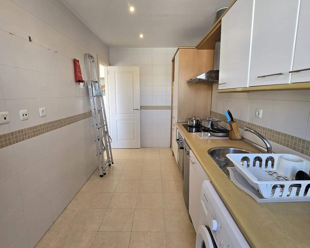 f29a7f9c-30dc-45fc-99b8-56f2ab070b13