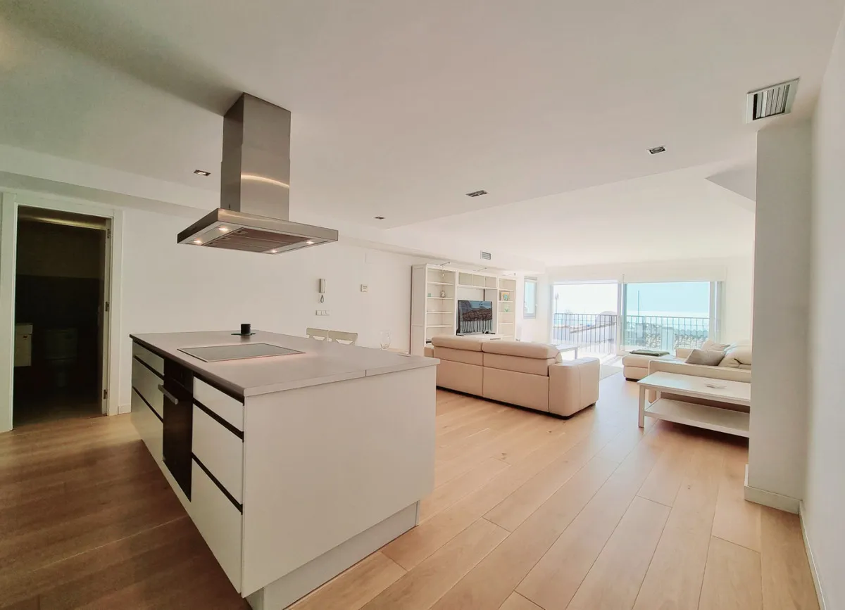 fa9c39ee-5c1b-43b7-8b8b-18772e094387