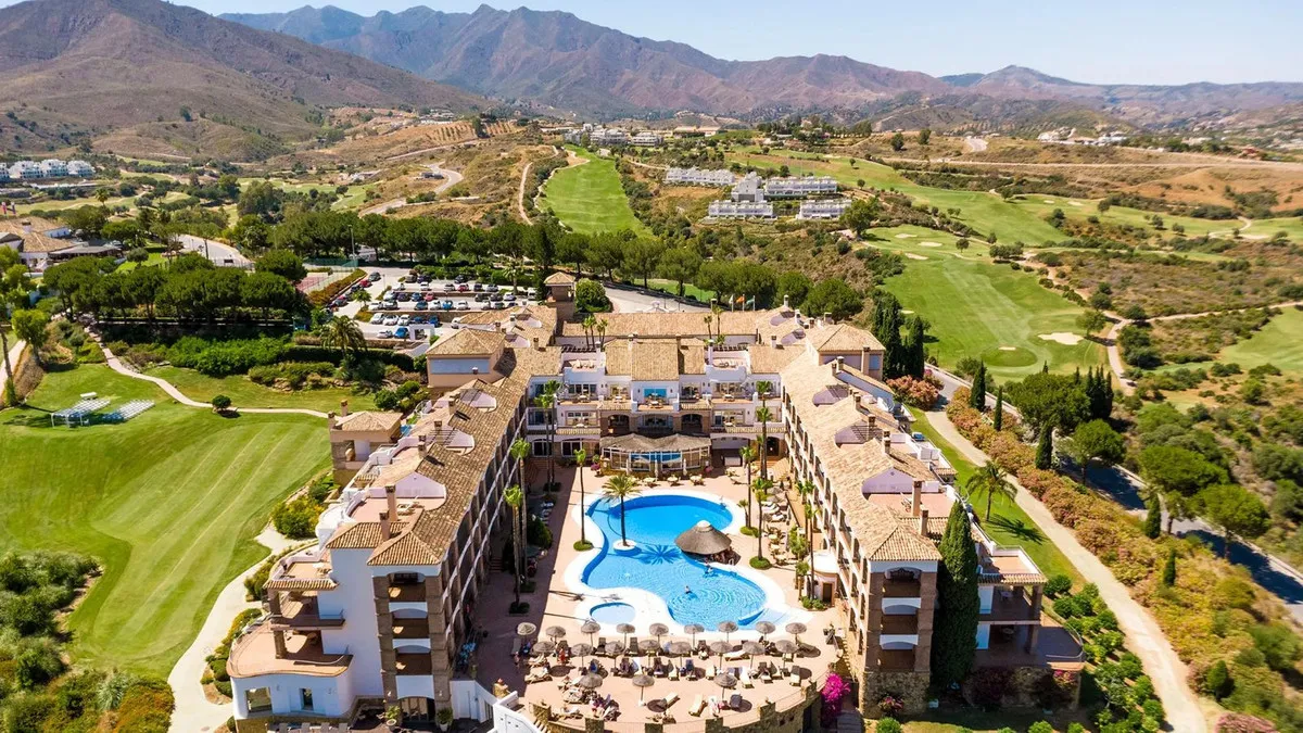 c7a85ddf-80e7-49ea-906e-0c82d0c2e79d