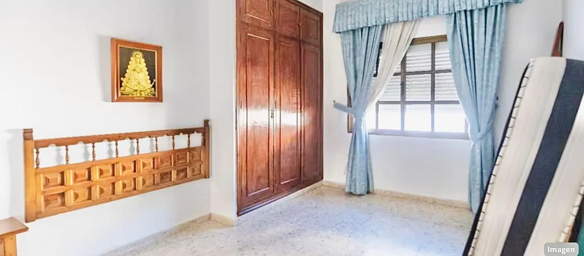 b961e335-7bee-4e4d-a36b-13162d1204bc