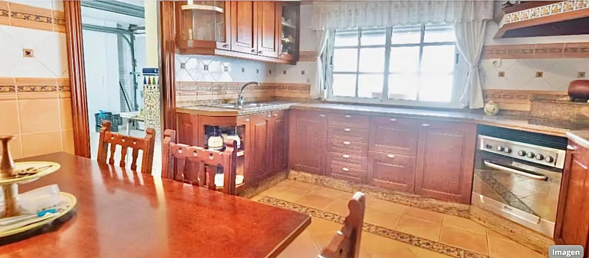 f6634bb4-4459-4aa6-8123-95442f27920c