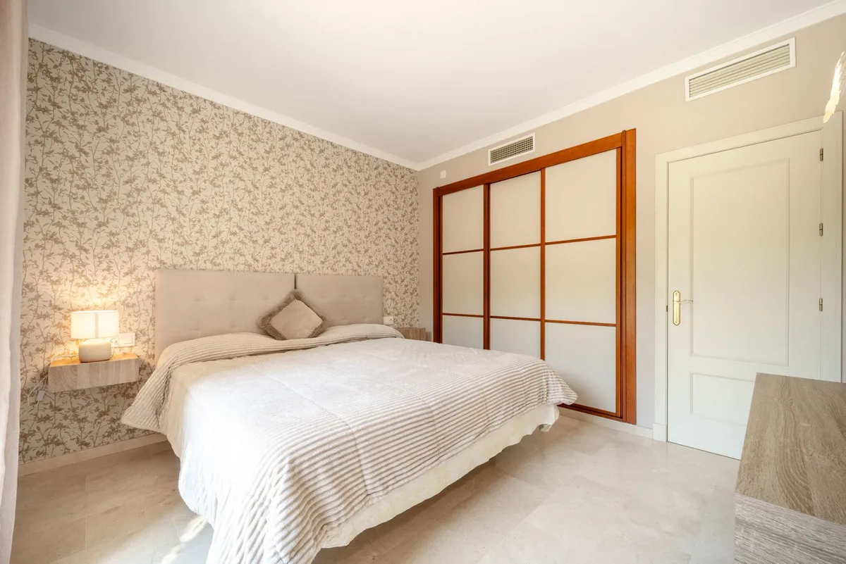 784fa1cb-2845-43b9-825d-a502a97a53cc